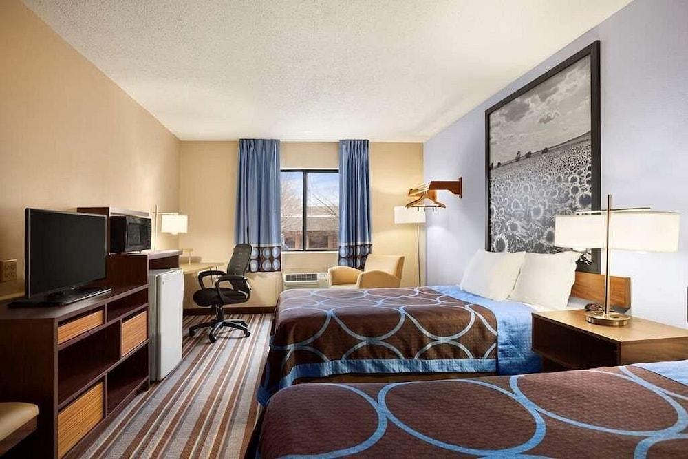 Americas Best Value Inn Pittsburg