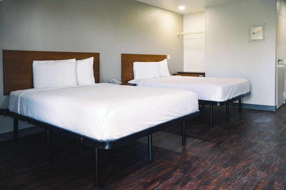 Studio 6 Rancho Cordova, CA