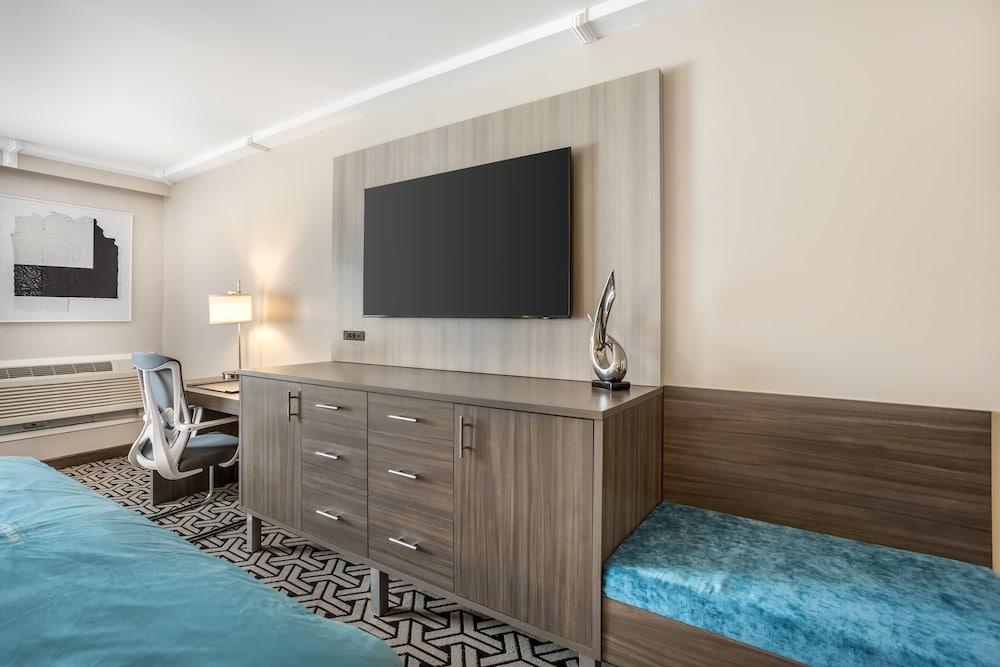 The Ashi, an Ascend Collection Hotel