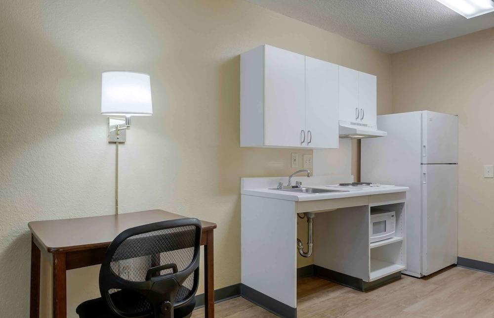 Extended Stay America Select Suites - Des Moines - Urbandale