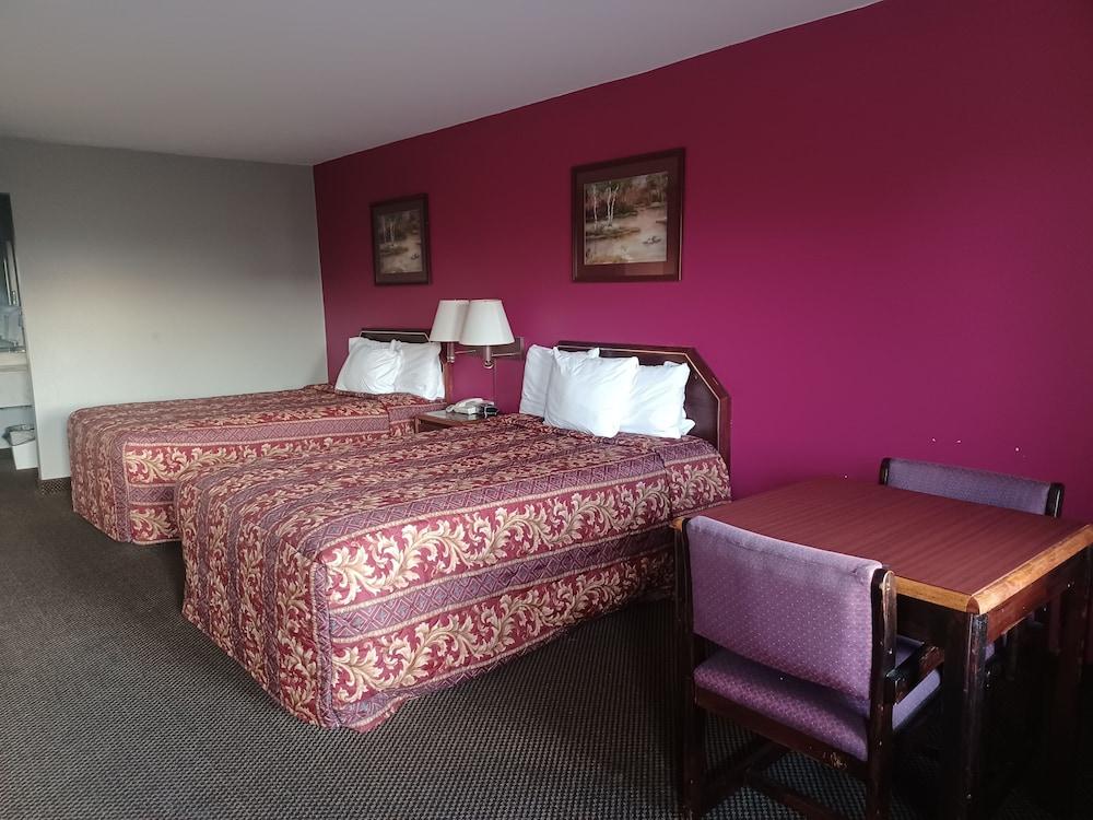 Americas Best Value Inn & Suites Clarksdale