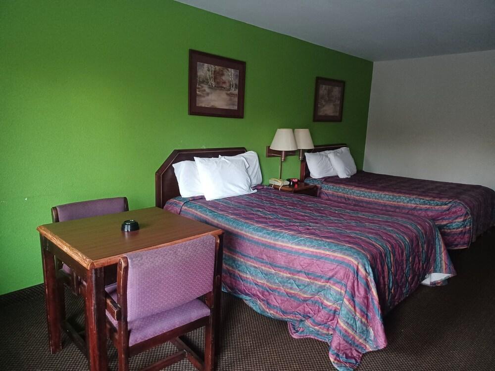 Americas Best Value Inn & Suites Clarksdale