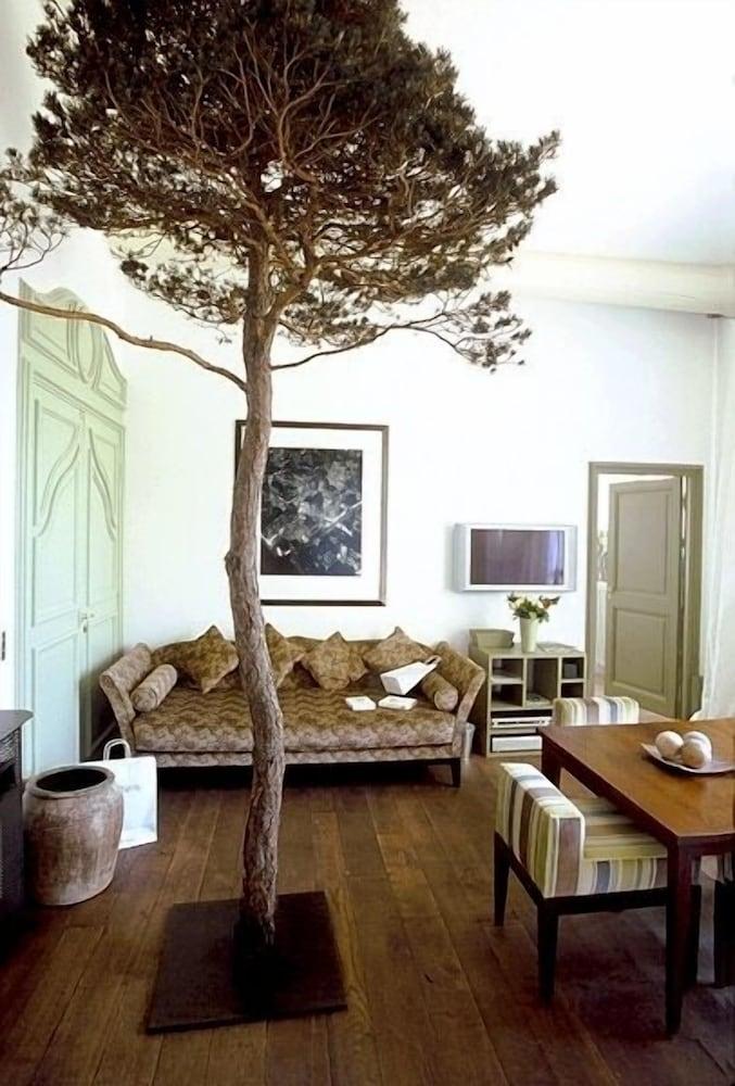 Baumanière Les Baux de Provence