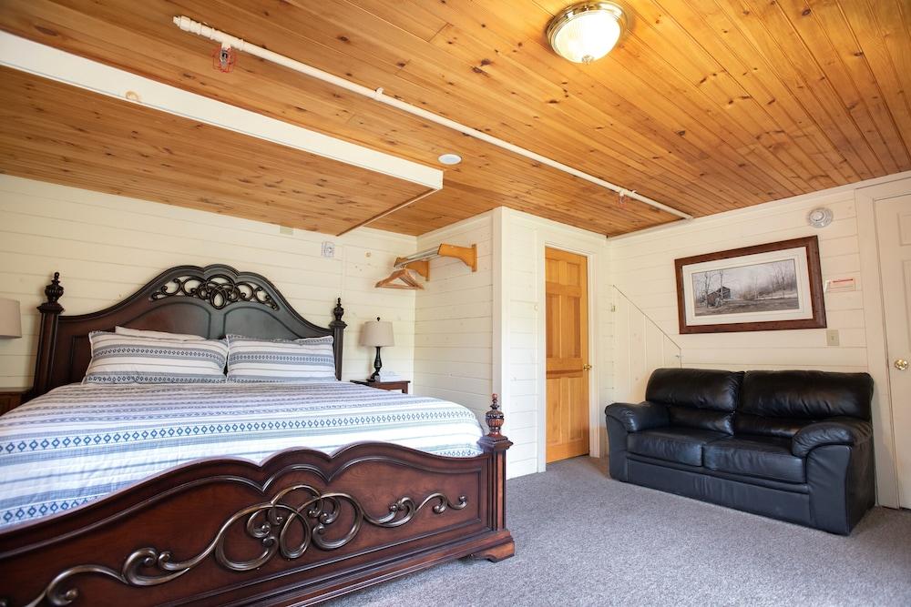 Cranmore Mountain Lodge Bed & Breakfast
