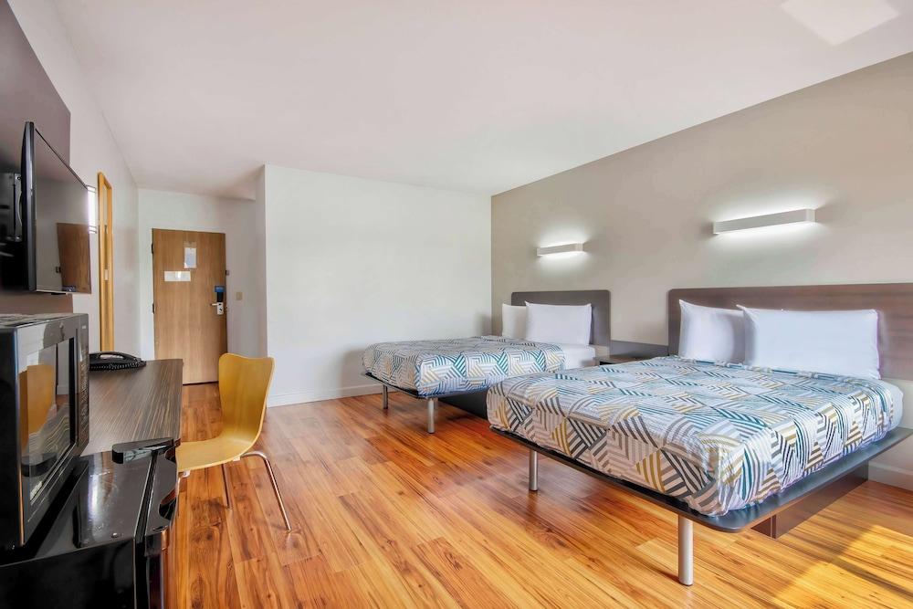 Motel 6 Springfield, OH