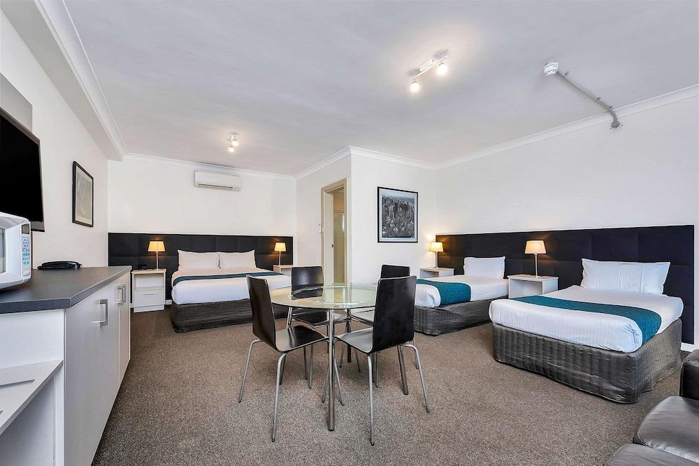 Comfort Inn & Suites Manhattan