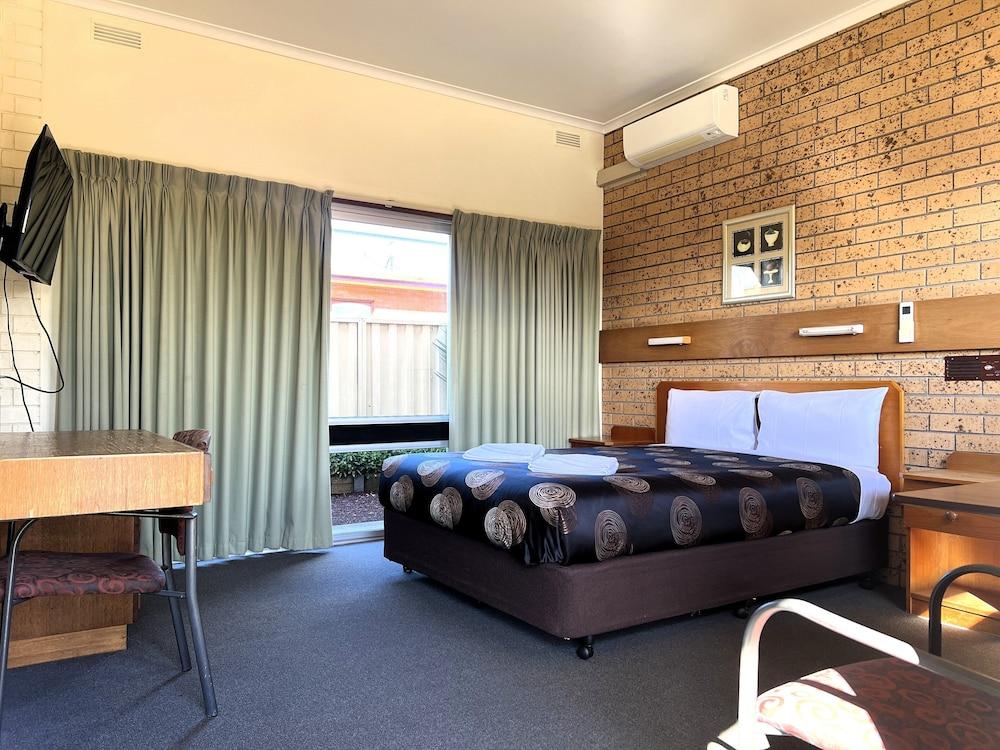 Colac Mid City Motor Inn