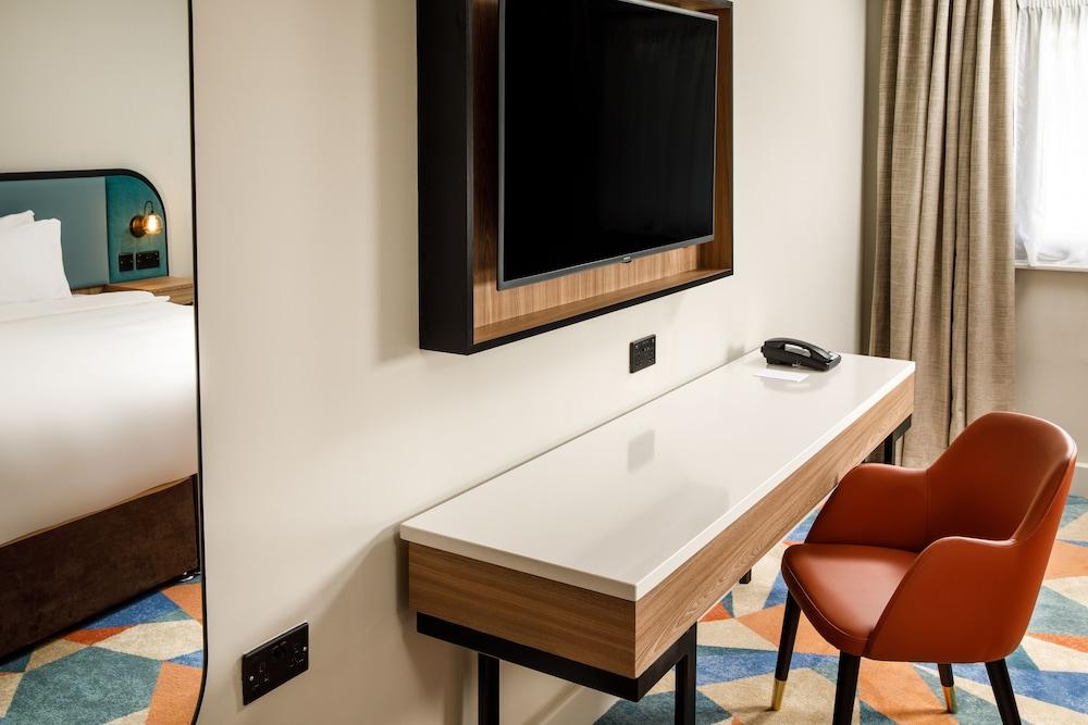 Delta Hotels by Marriott Warwick