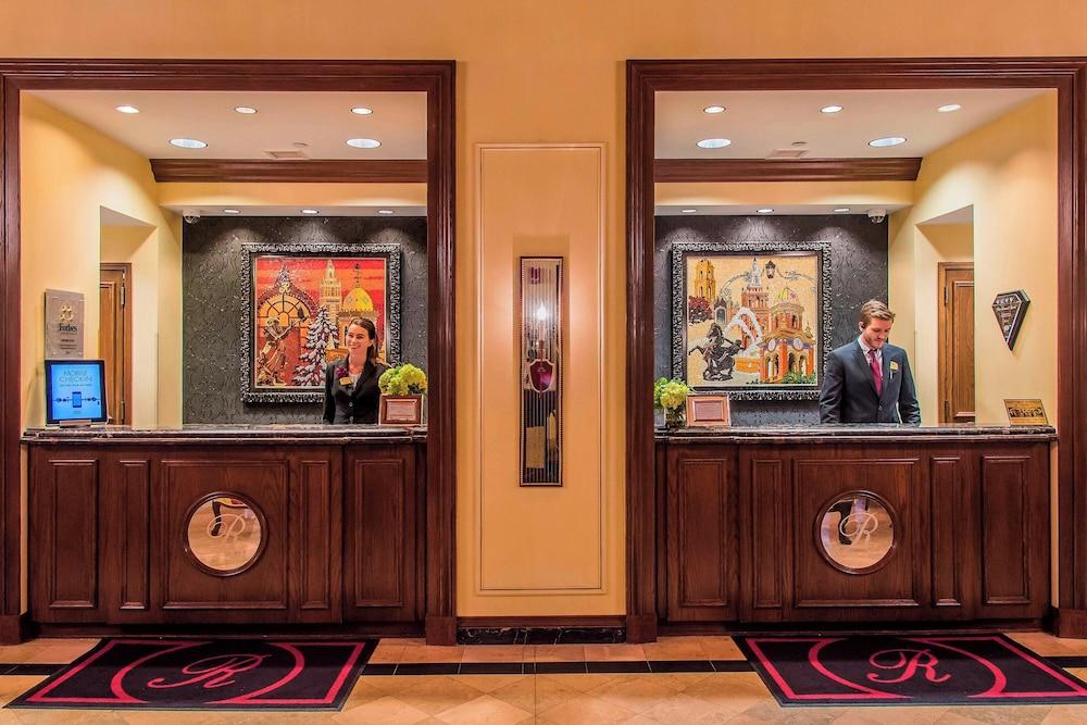 The Raphael Hotel, Autograph Collection