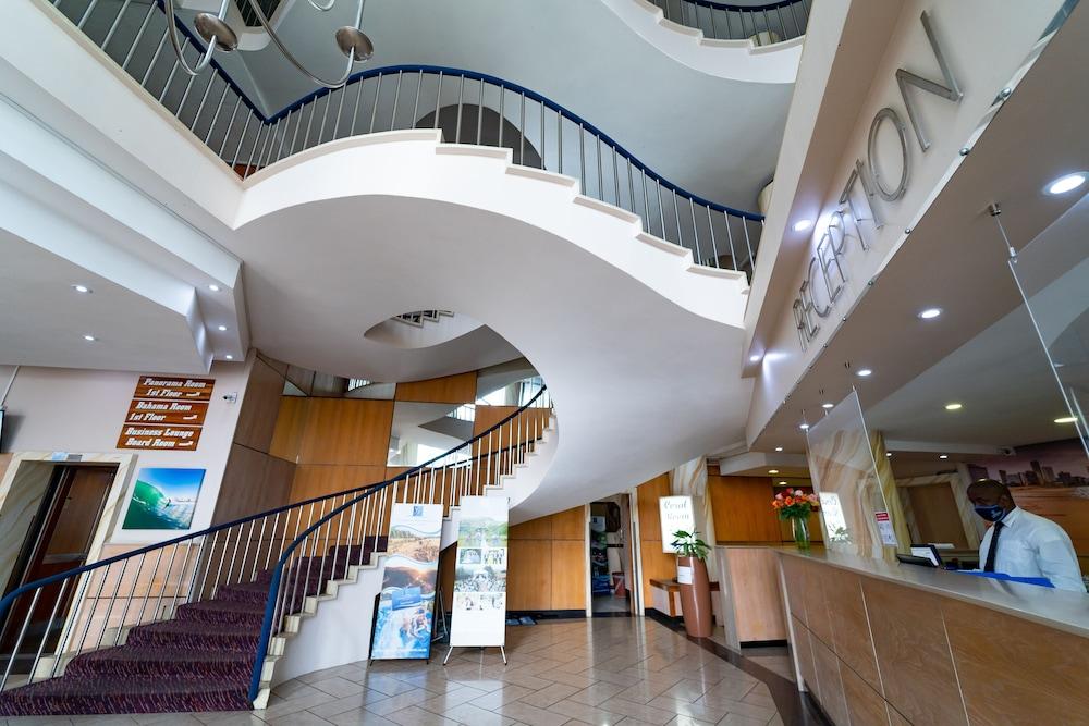 Gooderson Tropicana Hotel