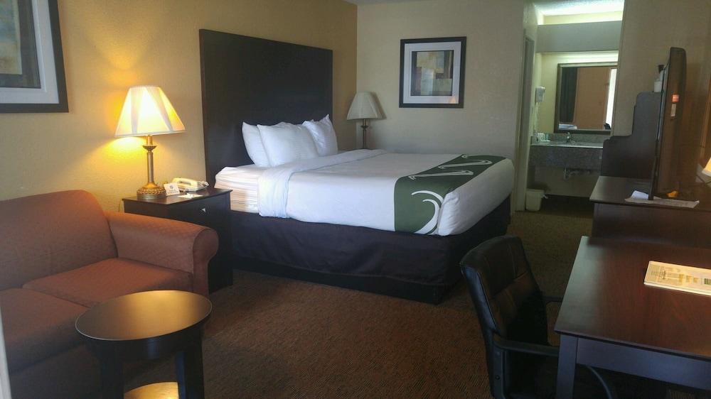 Quality Inn & Suites Covington