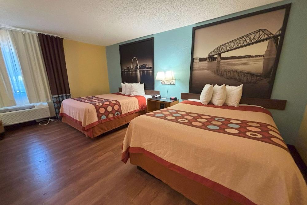Super 8 by Wyndham O'Fallon