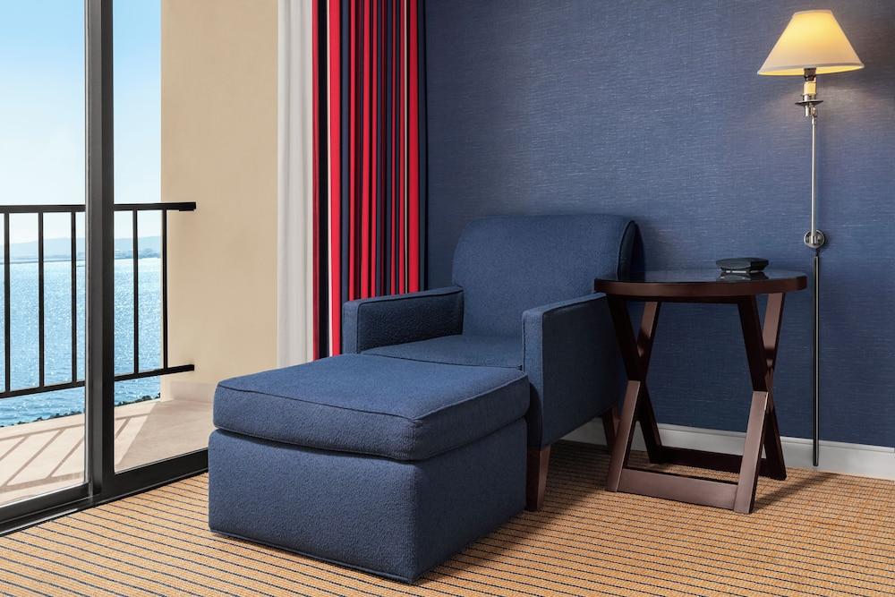 Sheraton San Diego Resort