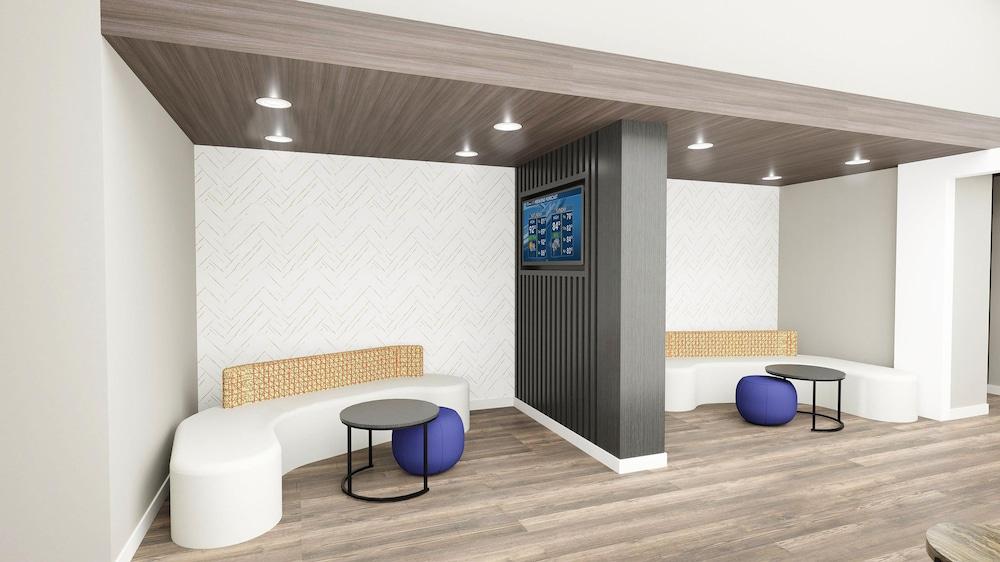 Clarion Pointe Rhinelander Downtown