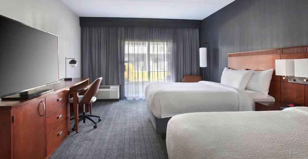 Courtyard by Marriott West Palm Beach