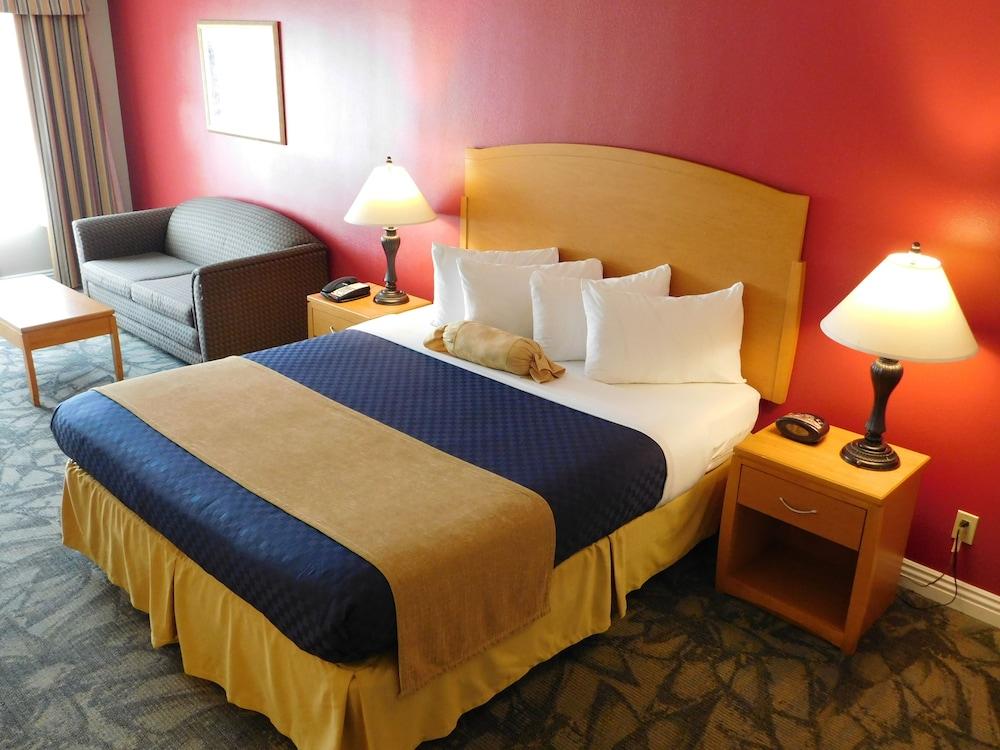 Best Western Plus Anaheim Orange County Hotel