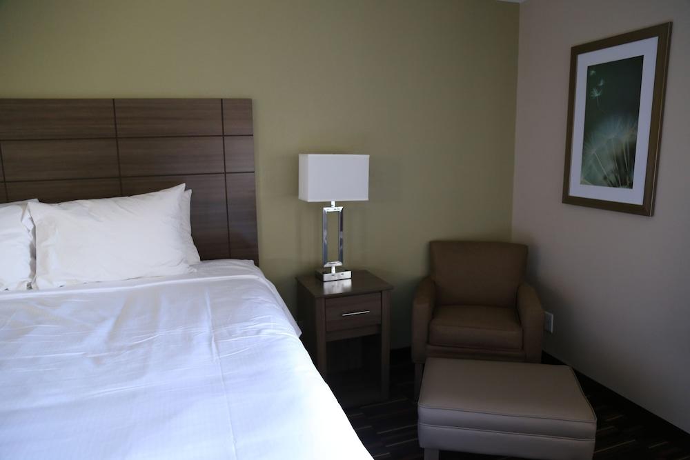 Baymont by Wyndham Plano