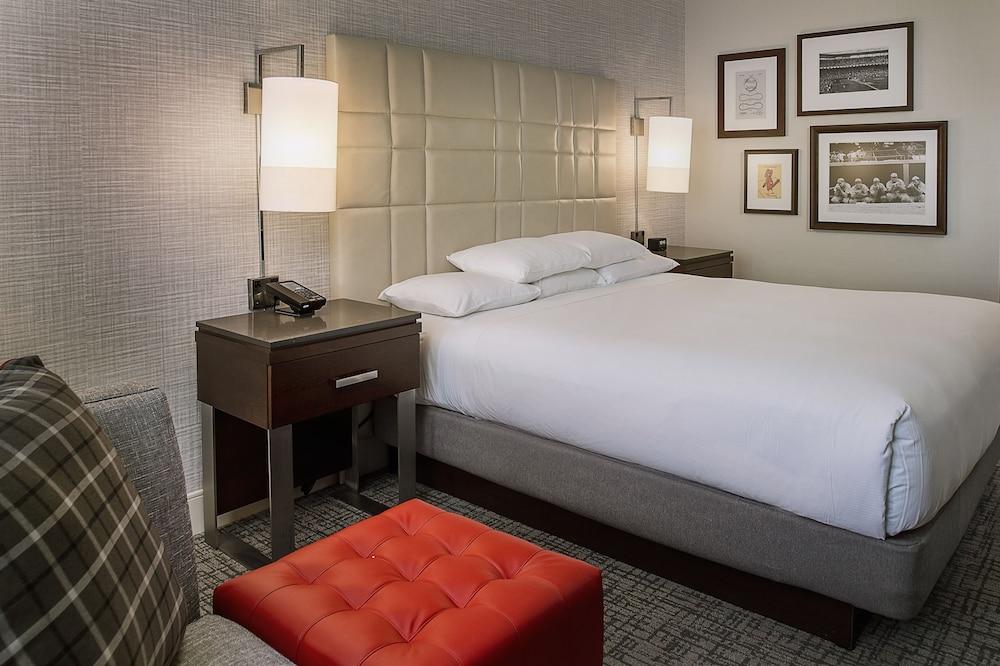 Hilton St. Louis at the Ballpark