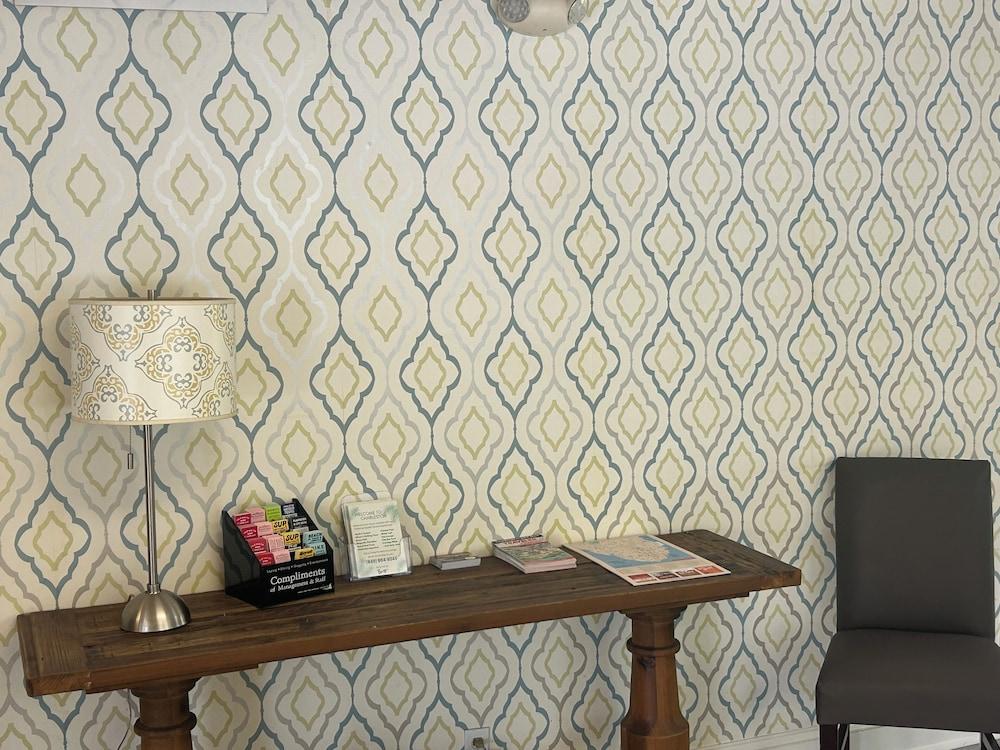 Quality Inn Mt. Pleasant - Charleston