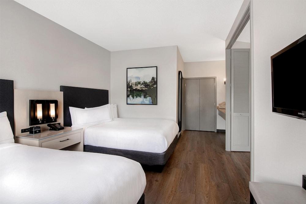 DoubleTree Suites by Hilton Raleigh - Durham