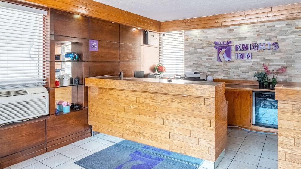 Knights Inn North Bay