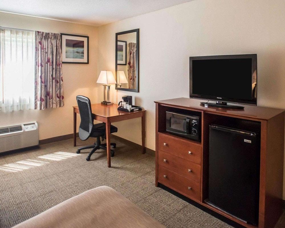 Quality Inn New Columbia–Lewisburg