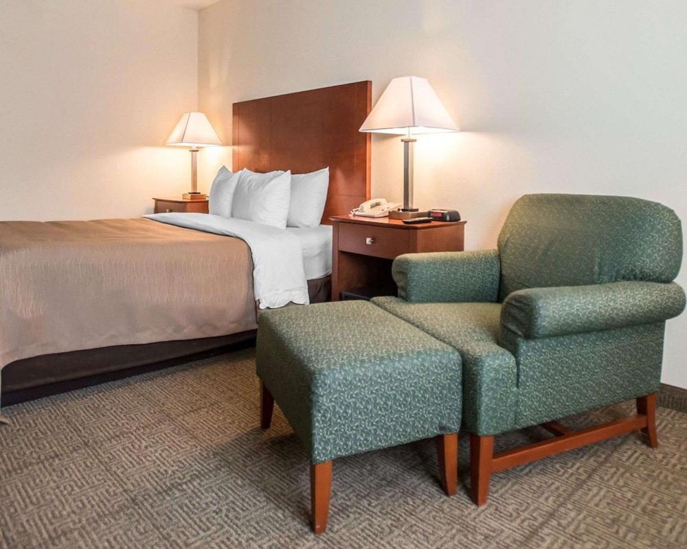 Quality Inn New Columbia–Lewisburg