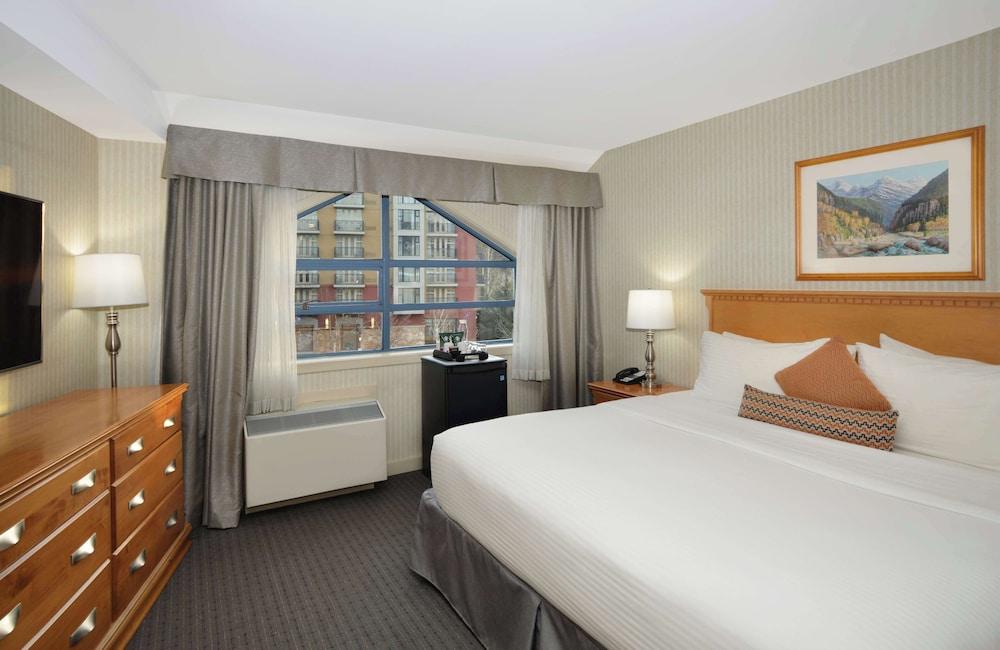 Listel Whistler, a Coast Hotel