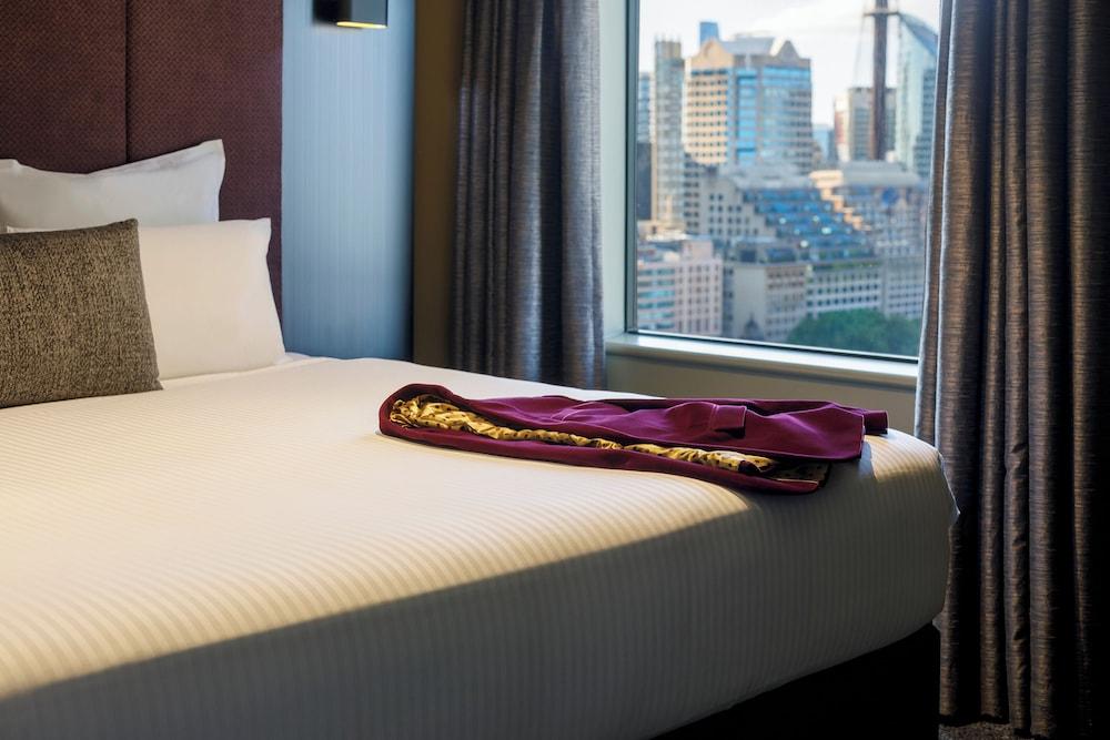 Pullman Sydney Hyde Park