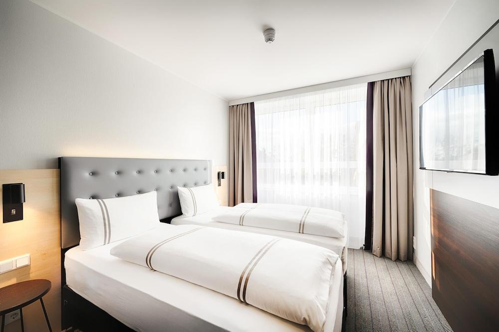 Premier Inn Köln City Centre