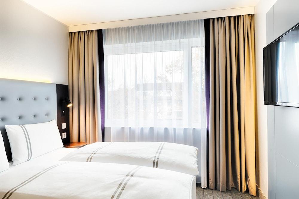 Premier Inn Köln City Centre