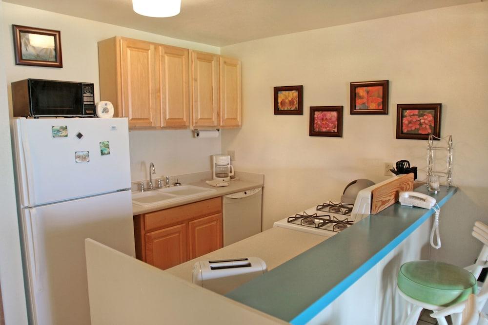 Castle at Moloka'i Shores