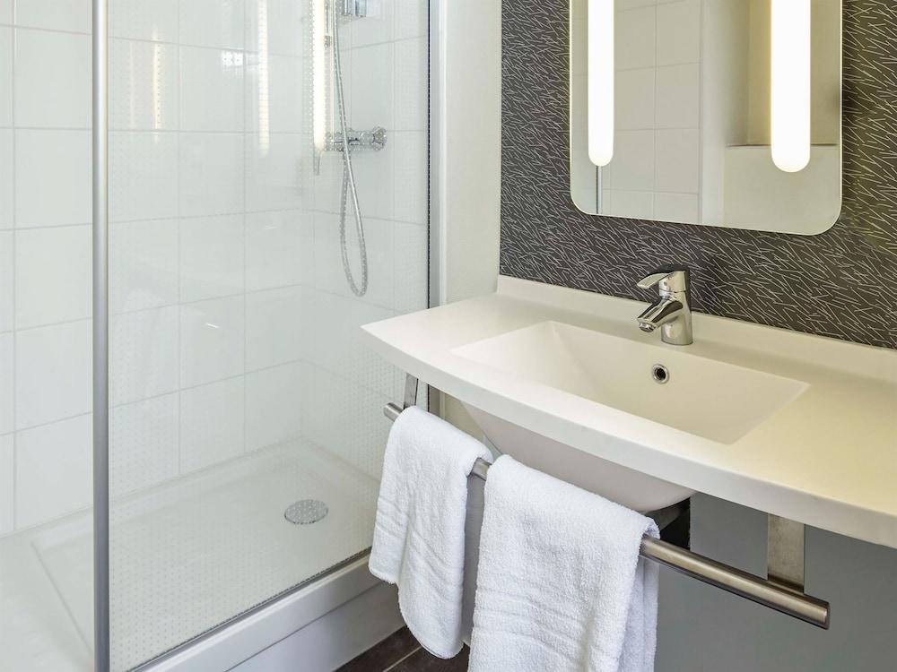 ibis Chartres Ouest Luce