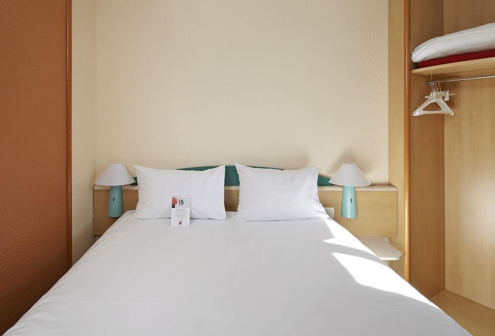 ibis Chartres Ouest Luce