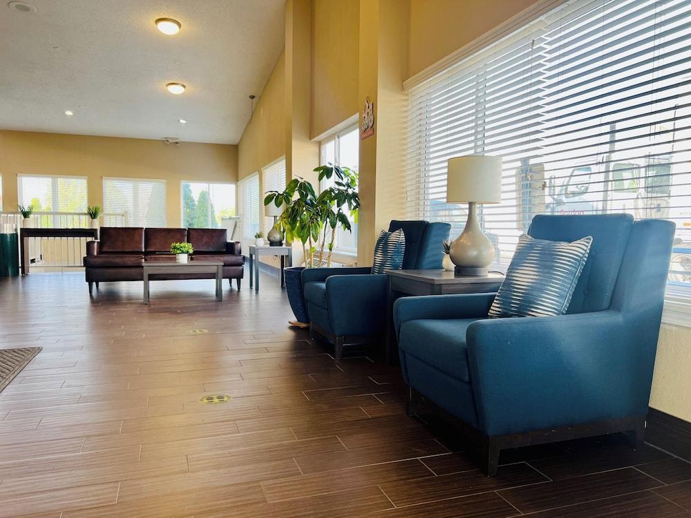 Quality Inn & Suites Elizabethtown