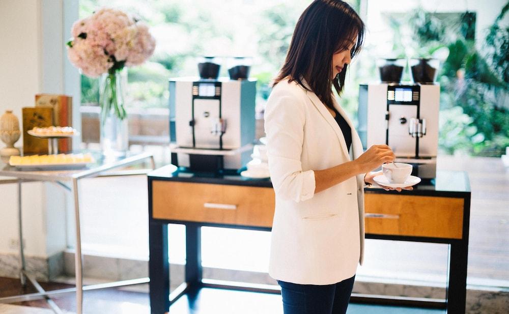 Anantara Siam Bangkok Hotel