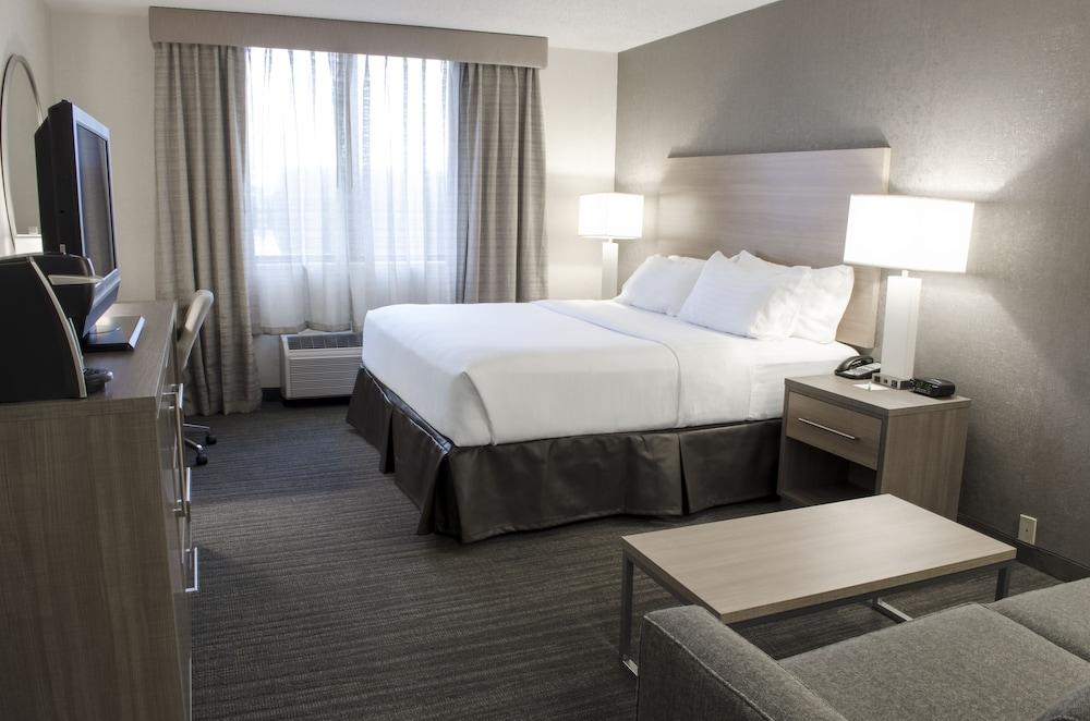 Holiday Inn Fargo by IHG