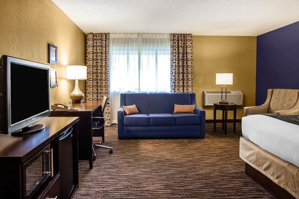 Suburban Studios Arlington Heights – Elk Grove