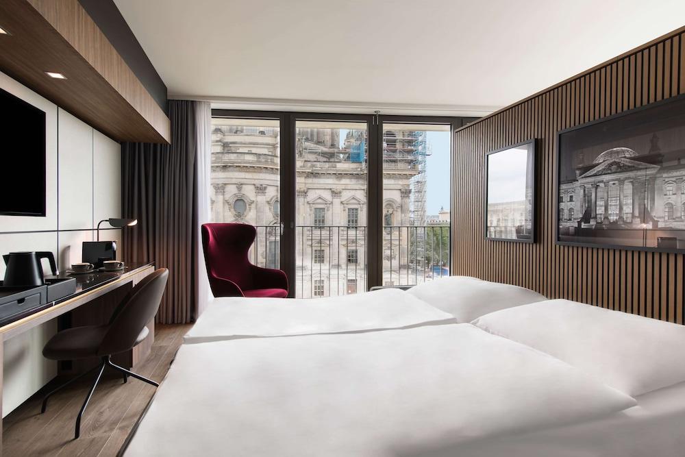 Radisson Collection Hotel, Berlin