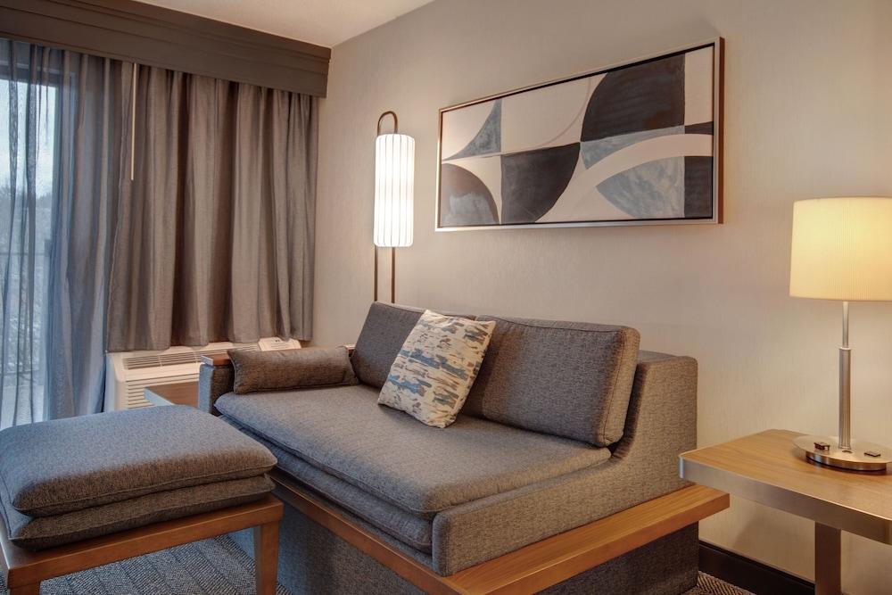 Courtyard by Marriott State College