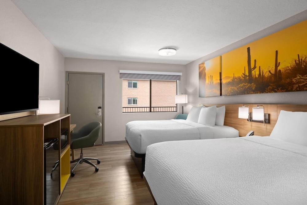 Days Inn by Wyndham Prescott