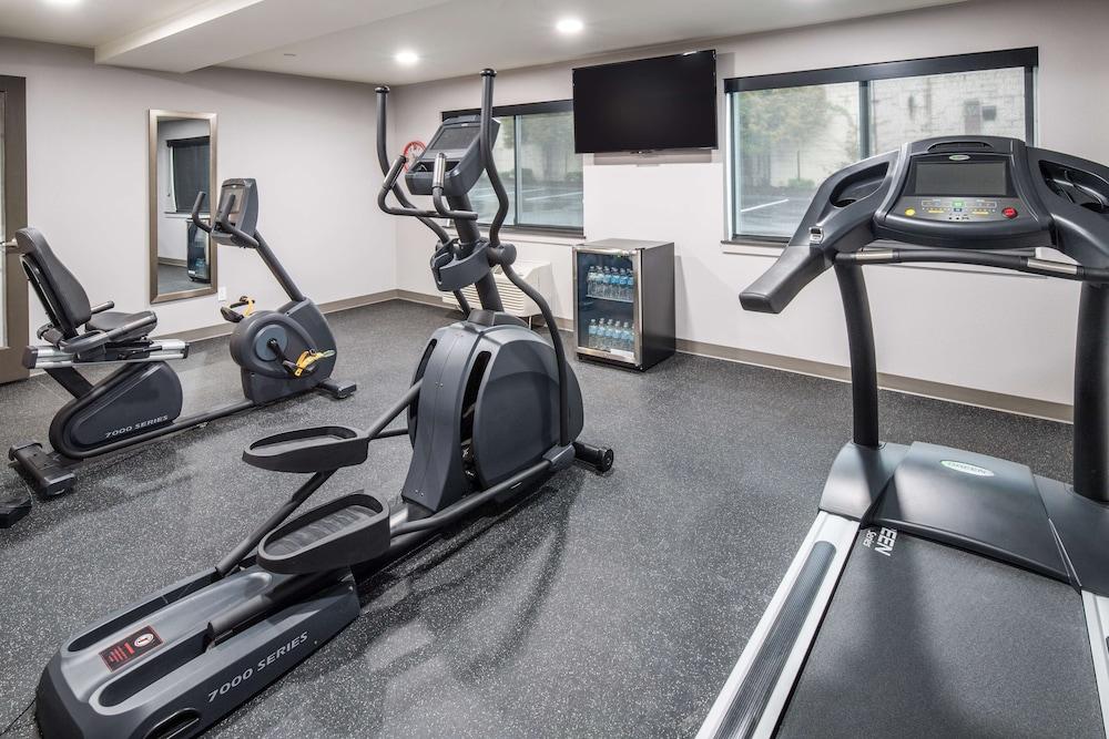 Red Lion Inn & Suites Everett