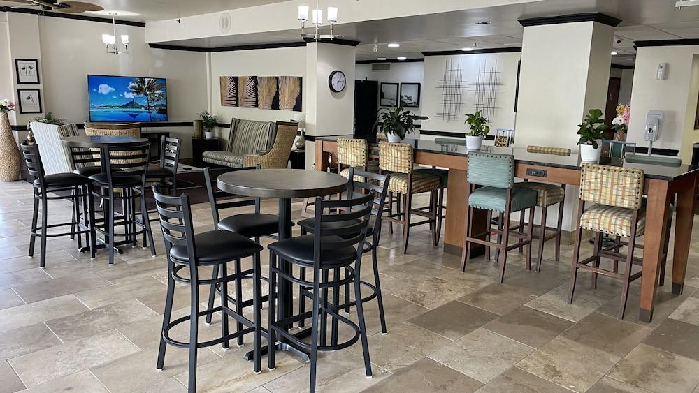 THE PARAGON of Golden Isles