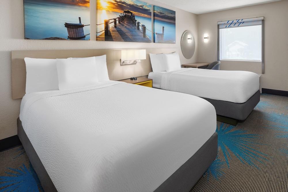 Days Inn by Wyndham Acworth