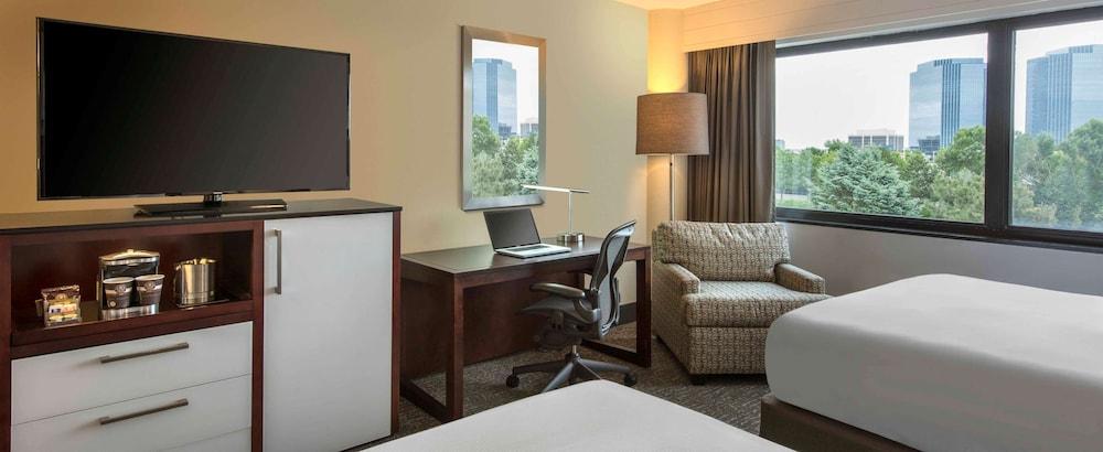 DoubleTree by Hilton Chicago Schaumburg