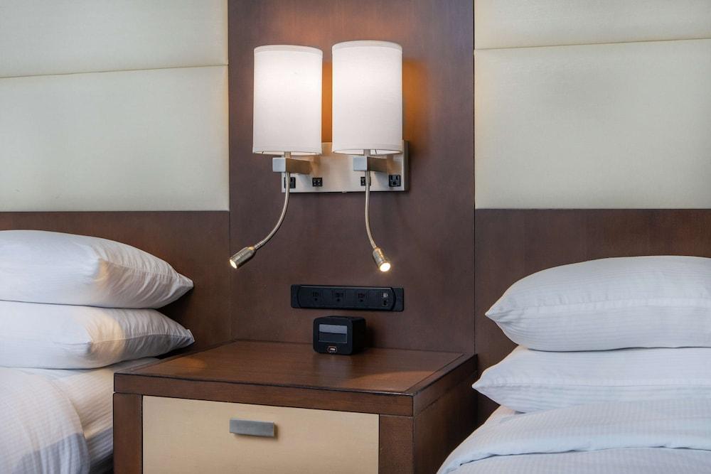 DoubleTree by Hilton Columbia