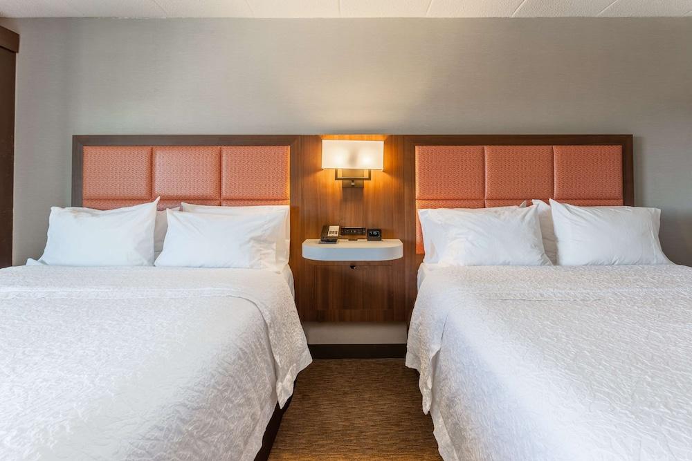 Hampton Inn Madison East Towne Mall Area