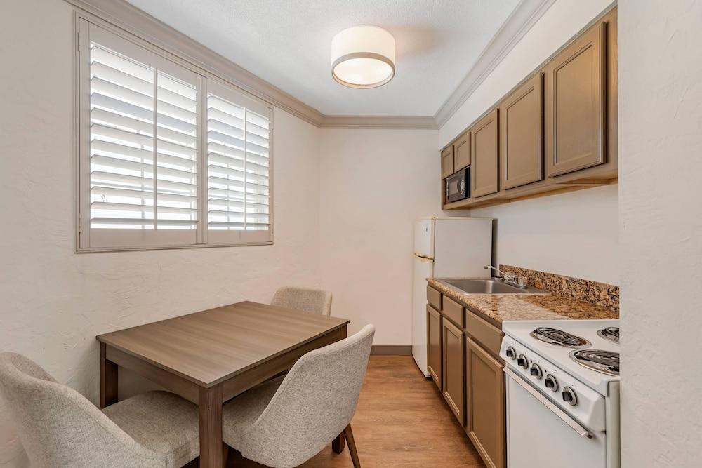 Comfort Inn & Suites Ormond Beach Oceanfront