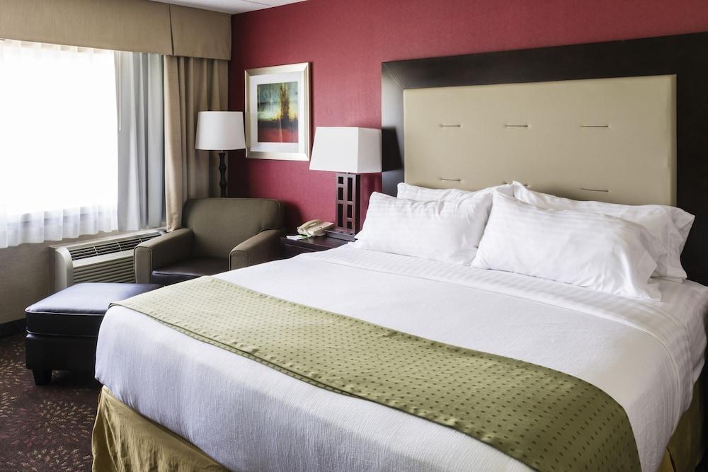 Holiday Inn Express Big Rapids by IHG