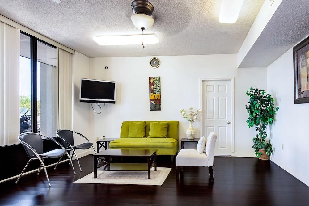 Motel 6 Covington, TN